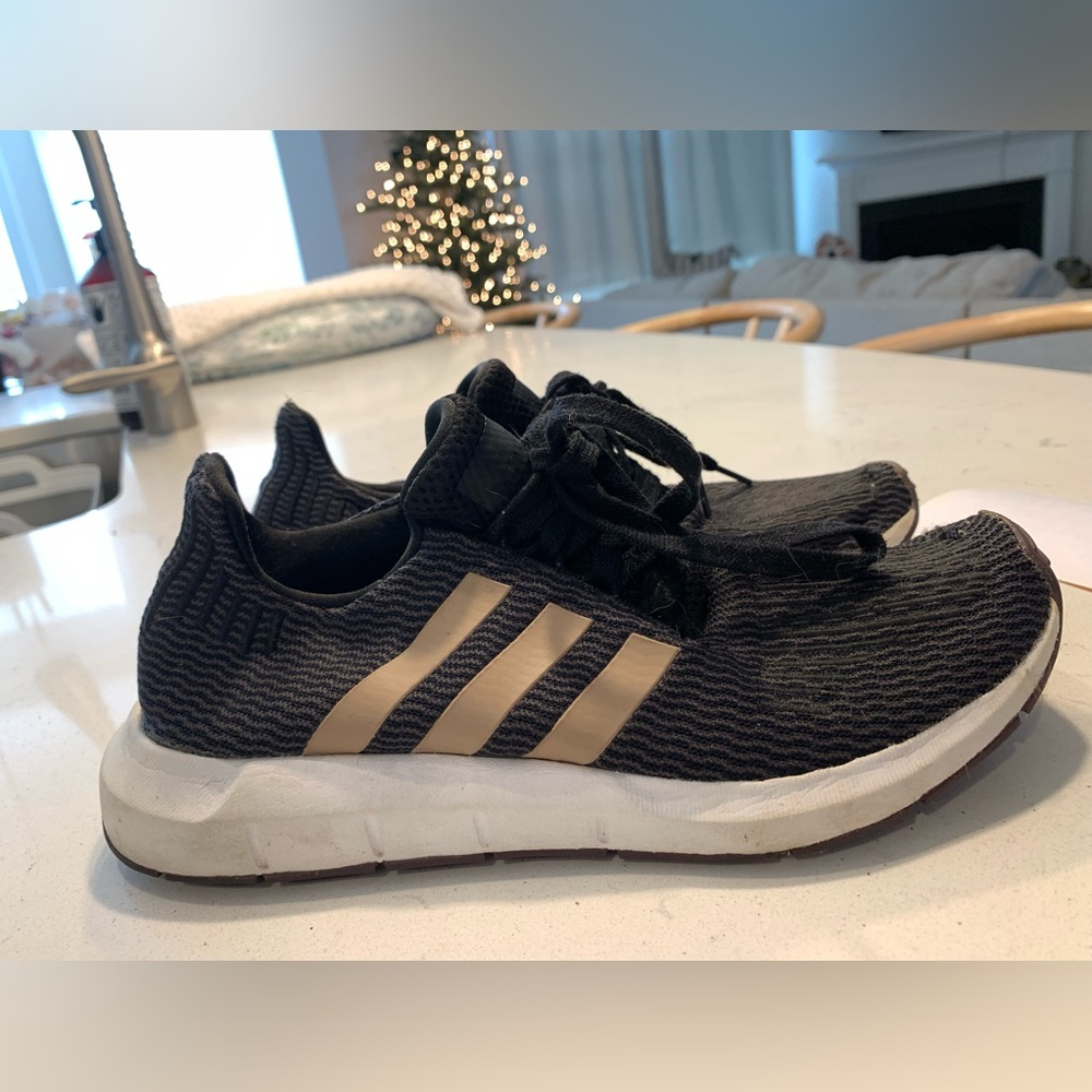 Adidas swift runs